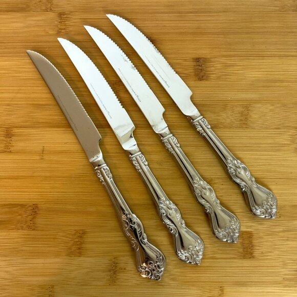 Reed & Barton Duchess Of Marlborough 4 Steak Knives 18-10 Stainless Steel - Picture 2 of 6